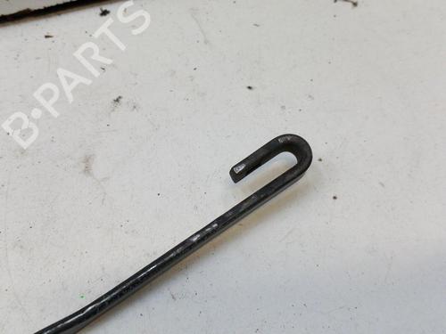 Front windshield wiper arm TOYOTA YARIS (_P1_) 1.5 (NCP13_, NCP13R) | BP28778427C143 