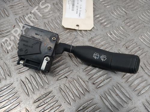 Used Steering column stalk Steering column stalk RENAULT CLIO I (B/C57_, 5/357_) 1.9 D (B/C/S576, B/C/S57L) (64 hp) 31658596 31658596