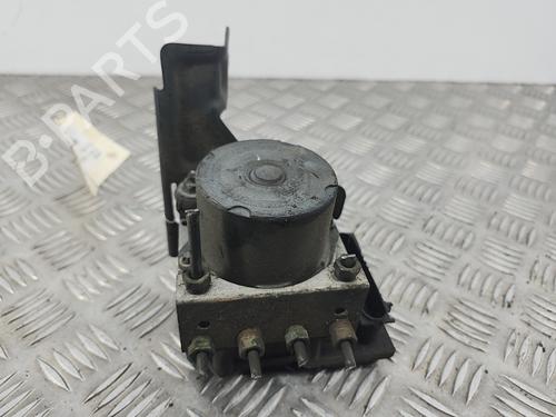 Used ABS pump NISSAN MICRA III (K12) 1.5 dCi (65 hp) 28738852