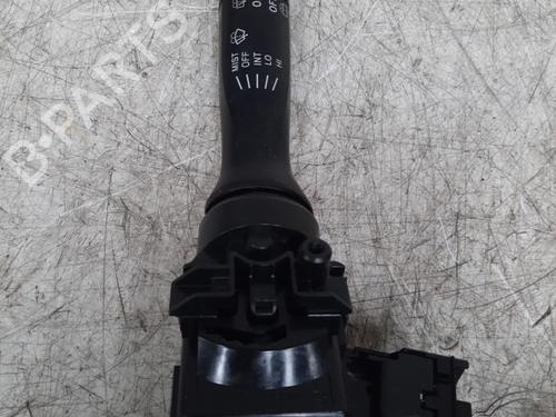 Commodo Essuie Glace / Phare TOYOTA YARIS (_P9_) 1.4 D-4D (NLP90_, NLP90R) (90 hp) 28752723