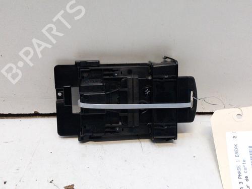 Used Card reader Card reader RENAULT LAGUNA III Grandtour (KT0/1) 2.0 dCi (KT01, KT08, KT09, KT0K, KT12, KT1D, KT1W) (150 hp) 28794344 28794344