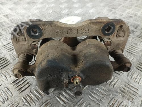 Used Right front brake caliper HYUNDAI SANTA FÉ I (SM) 2.0 CRDi (113 hp) 28782549