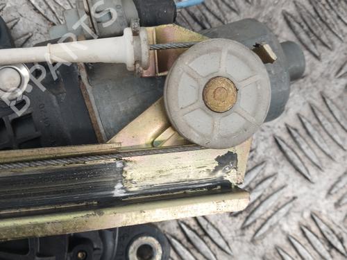 Used Front right window mechanism Front right window mechanism 32302348 32302348