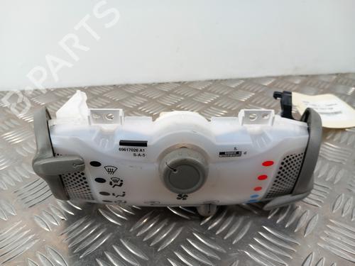 Used Climate control Climate control PEUGEOT 107 (PM_, PN_) 1.0 (68 hp) 28745053 28745053