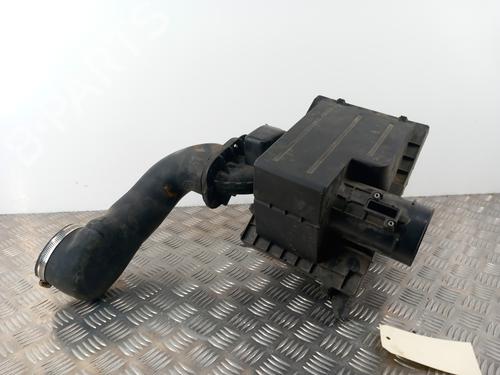Used Air filter box NISSAN NAVARA NP300 (D40) 2.5 dCi 4WD (D40TT, D40T, D40M, D40BB) (190 hp) 28735038