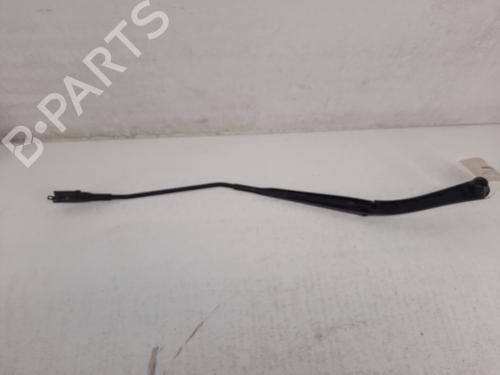 Front windshield wiper arm RENAULT KOLEOS I (HY_) 2.0 dCi 4x4 (HY0K) | BP28773164C143 