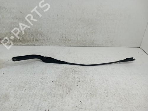 Used Front windshield wiper arm BMW X1 (E84) xDrive 18 d (143 hp) 28746379