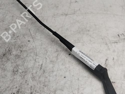 Used Front windshield wiper arm Front windshield wiper arm VW VENTO (1H2) 1.9 D (65 hp) 36425308 36425308