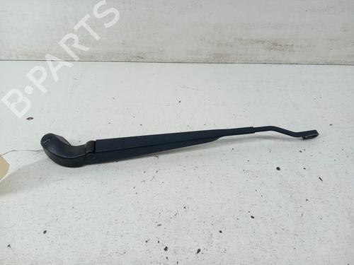 Used Front windshield wiper arm MINI MINI (R56) One (75 hp) 28745283