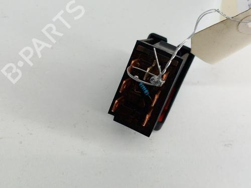 Used Warning switch Warning switch OPEL CORSA B (S93) 1.2 i 16V (F08, F68, M68) (65 hp) 28788886 28788886