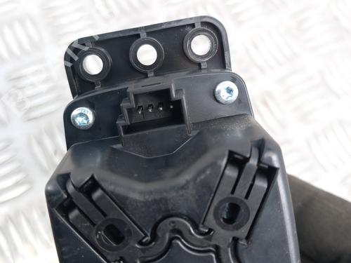 switch-mercedes-benz-cla-coupe-c117-2013-2014-2015-2016-2017-2018-2019-28783017 main image