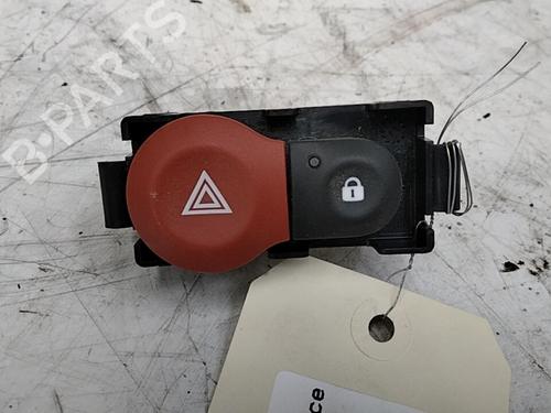 Advarselsbryter RENAULT TWINGO III (BCM_, BCA_) 0.9 TCe 90 (BCM9, BCM2) (90 hp) 28752608
