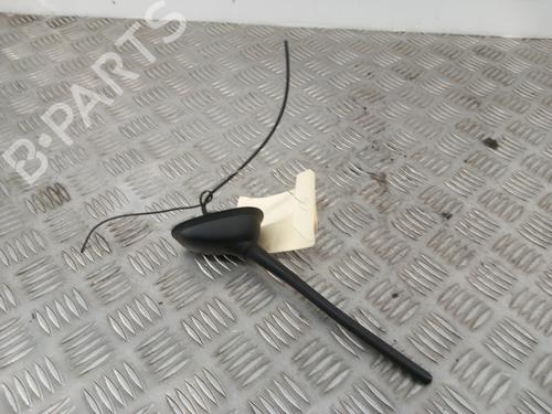 antennabase-suzuki-swift-iii-mz-ez-2005-29749542 main image