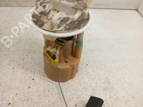 Used Fuel pump RENAULT CLIO II (BB_, CB_) 1.2 (BB0A, BB0F, BB10, BB1K, BB28, BB2D, BB2H, CB0A,... (58 hp) 28744091