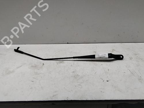 Used Front windshield wiper arm PEUGEOT 207 (WA_, WC_) 1.6 HDi (92 hp) 28752949