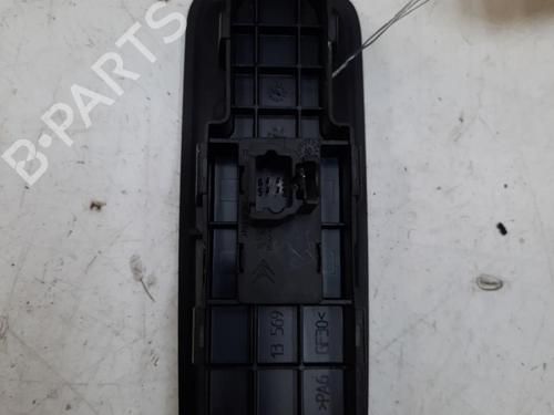 Used Right front window switch CITROËN C8 (EA_, EB_) 2.2 HDi (128 hp) 28749395