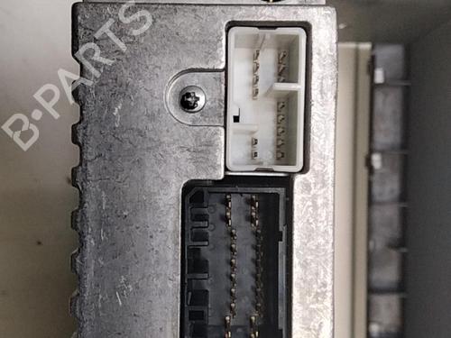 Used Radio Radio SUZUKI SWIFT III (MZ, EZ) 1.3 DDiS (RS413D) (75 hp) 28748735 28748735