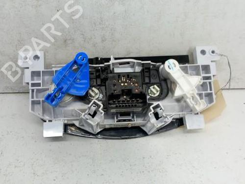 Used Climate control DACIA DUSTER (HS_) 1.5 dCi (109 hp) 28741297