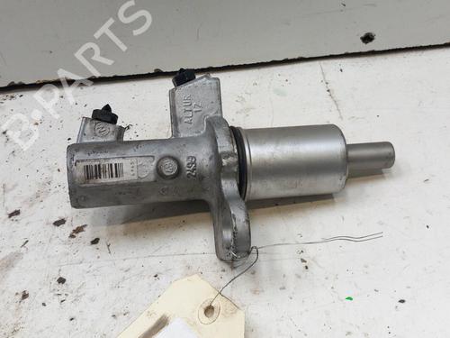 Hovedbremsecylinder AUDI A4 B7 Avant (8ED) 2.0 TDI (170 hp) 28767200