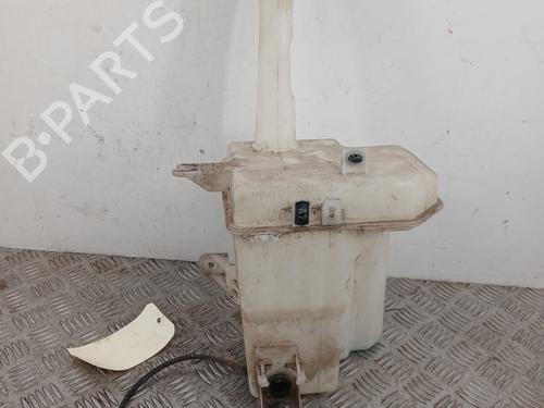 windscreen-washer-tank-kia-ceed-sw-ed-2007-2008-2009-2010-2011-2012-33304604 main image
