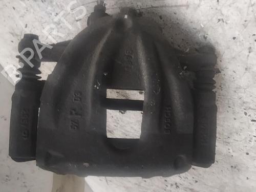 Højre bremsekaliber foran TOYOTA COROLLA Verso (ZER_, ZZE12_, R1_) 2.2 D-4D (AUR10_, AUR10R) (136 hp) 28759645
