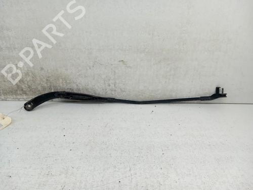 Used Front windshield wiper arm VW GOLF IV (1J1) 1.9 TDI (90 hp) 28768373