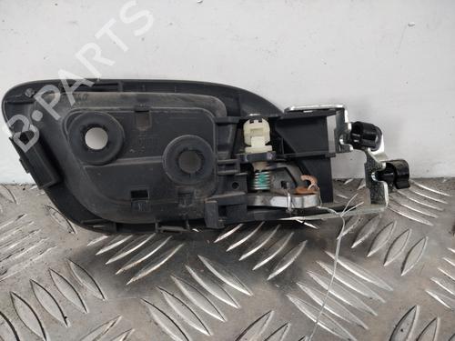 rear-left-interior-door-handle-honda-fr-v-be-2004-28738775 main image