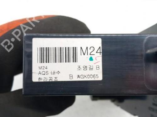 Climate control HYUNDAI TUCSON (JM) 2.0 CRDi All-wheel Drive | BP28768887I5 
