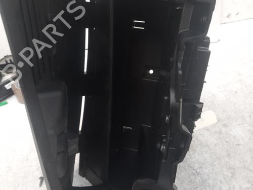 Used Glove box FIAT PUNTO EVO (199_) 1.3 D Multijet (199AXC1A, 199BXC1A, 199AXT1A, 199BXT1A) (75 hp) 28774244