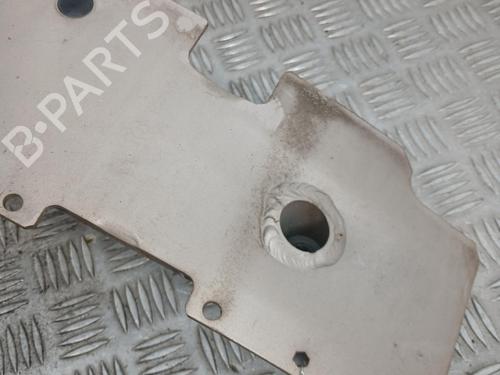 Used Front bumper reinforcement Front bumper reinforcement 39072340 39072340