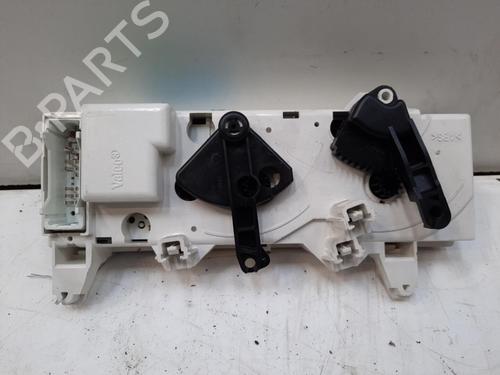 AC-Styringsenhed/Manøvreenhed RENAULT MEGANE I (BA0/1_) 1.6 16V (BA04, BA0B, BA11, BA1J, BA16, BA19, BA1K, BA1V,... (107 hp) 28775658