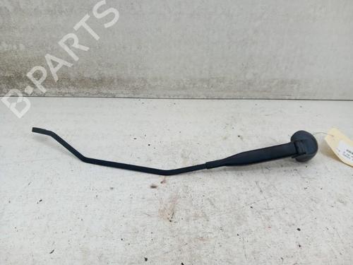Used Front windshield wiper arm SMART FORTWO Coupe (450) 0.7 (450.352, 450.332) (61 hp) 28768066