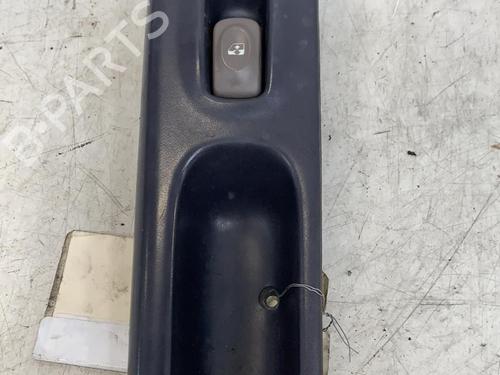 Used Right front window switch RENAULT TWINGO I (C06_) 1.2 (C066, C068) (58 hp) 28761235