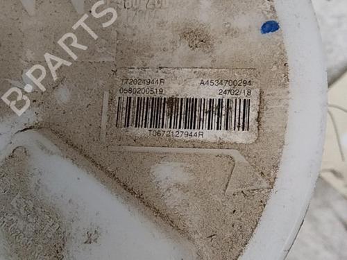 Used Fuel pump RENAULT TWINGO III (BCM_, BCA_) 0.9 TCe 90 (BCM9, BCM2) (90 hp) 28763677