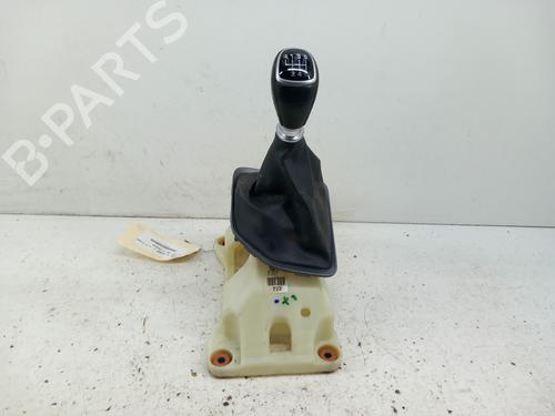 Used Gear lever HYUNDAI TUCSON (TL, TLE) 1.7 CRDi (116 hp) 28780535