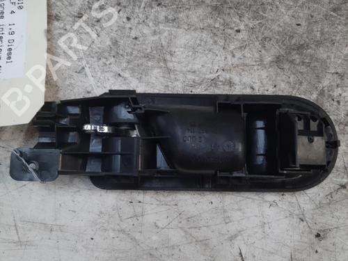 Høyre foran invendig håndtak VW GOLF IV (1J1) 1.9 TDI (90 hp) 28787173