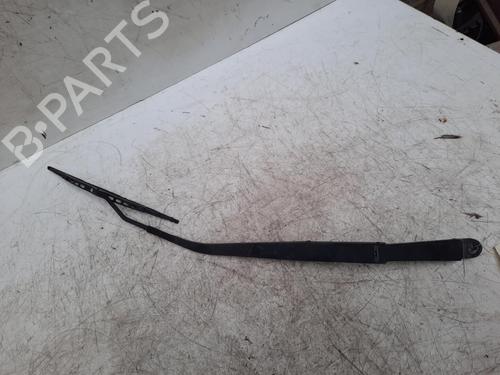 Used Front windshield wiper arm KIA SPORTAGE II (JE_, KM_) 2.0 CRDi (140 hp) 28775137