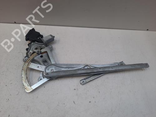 Rudehejsemekanisme venstre bagtil TOYOTA COROLLA Verso (ZER_, ZZE12_, R1_) 2.2 D-4D (AUR10_, AUR10R) (177 hp) 28759879