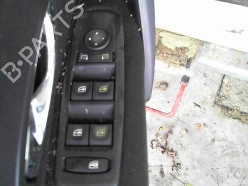 Used Switch RENAULT MEGANE III Grandtour (KZ0/1) 1.2 TCe (KZ2B, KZ11) (116 hp) 28792776