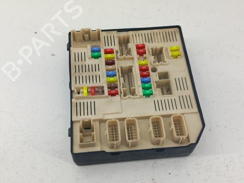 Fuse box RENAULT MEGANE III Hatchback (BZ0/1_, B3_) 1.9 dCi (BZ0N, BZ0J) | BP33307143E1 - Image 2