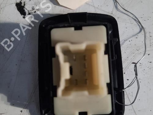 Used Left rear window switch DACIA SANDERO II TCe 90 (B8M1, B8MA, B8AC) (90 hp) 28772264