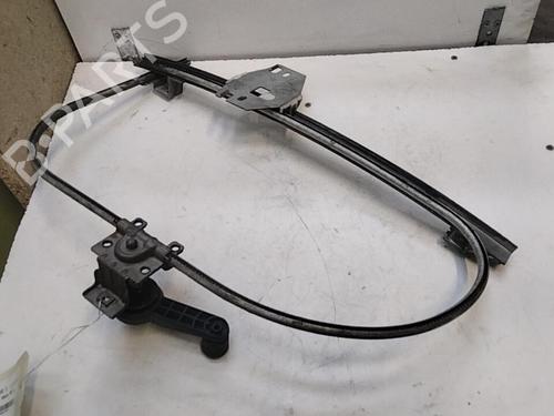 Used Rear right window mechanism Rear right window mechanism RENAULT CLIO I (B/C57_, 5/357_) 1.9 D (B/C/S576, B/C/S57L) (64 hp) 28748772 28748772
