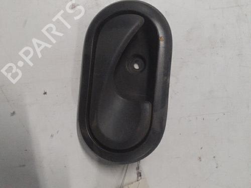 Used Front right interior door handle DACIA SANDERO 1.5 dCi (68 hp) 28754686