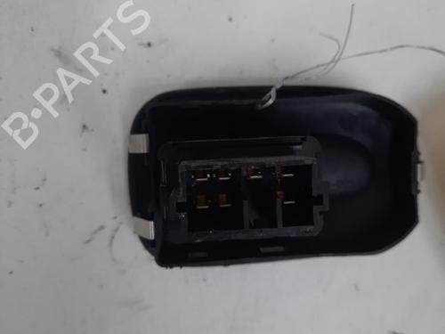 Used Right front window switch Right front window switch PEUGEOT 306 Hatchback (7A, 7C, N3, N5) 1.9 D (68 hp) 28747959 28747959