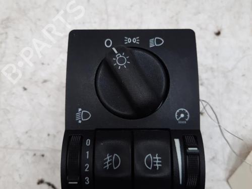 Commande de phare OPEL ZAFIRA A MPV (T98) 1.6 16V (F75) (101 hp) 28749310