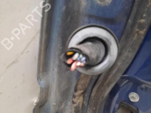 Used Right front door NISSAN TERRANO II (R20) 2.7 TDi 4WD (125 hp) 28770632