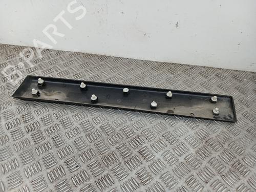 door-moulding-trim-peugeot-partner-mpv-5_-g_-1996-33850739 main image