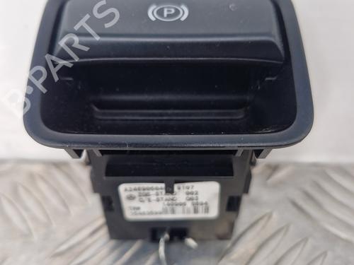 Used Switch MERCEDES-BENZ CLA Coupe (C117) CLA 220 CDI / d (117.303) (163 hp) 28783006