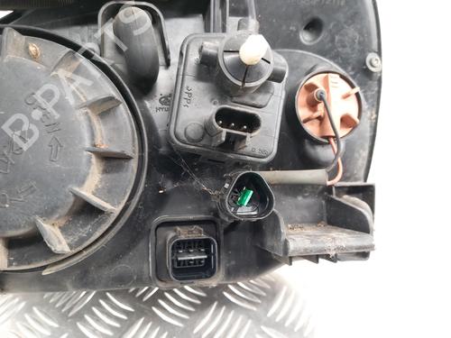 Used Right headlight Right headlight HYUNDAI SANTA FÉ I (SM) 2.0 CRDi 4x4 (125 hp) 28735750 28735750