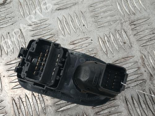 Used Left front window switch Left front window switch RENAULT KANGOO / GRAND KANGOO II (KW0/1_) 1.5 dCi 90 (KW05, KW08, KW0G, KW11) (90 hp) 30329262 30329262